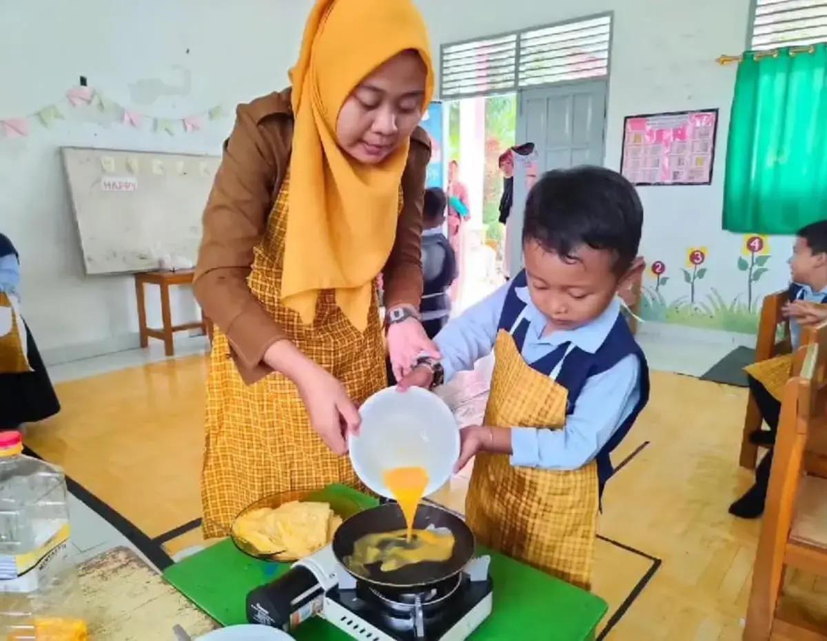 Foto oleh St. Nur Almaidah RS., S.Pd.Gr