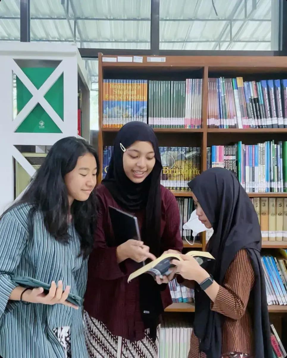 Foto oleh Nayomi Brilliant Jasmine Maheswari Sang Putri Adhi